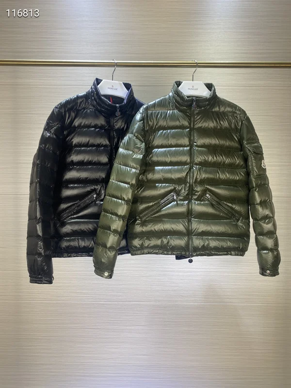 Moncler sz1-5 26yr04